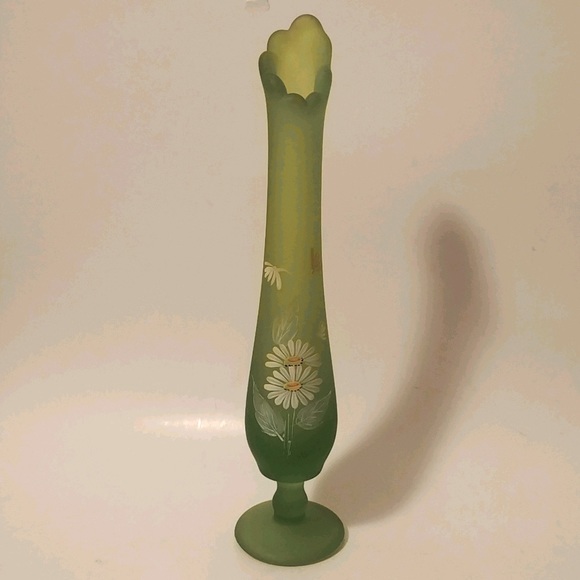 Vtg Westmoreland Swung Vase Satin Art Glass Green main image 1